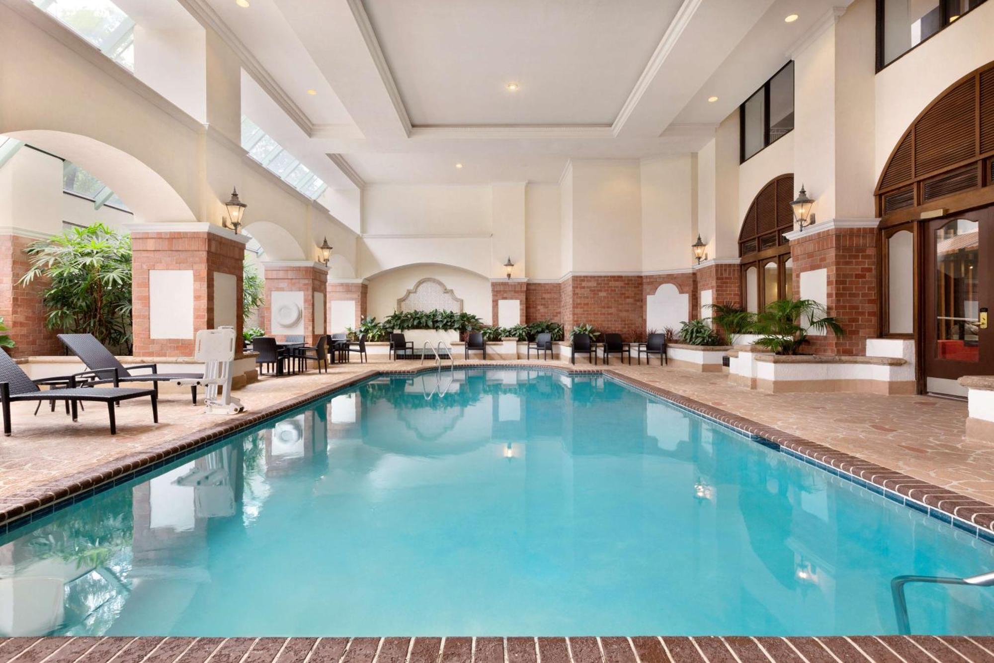 Embassy Suites Dallas - Dfw International Airport South Irving Exterior foto